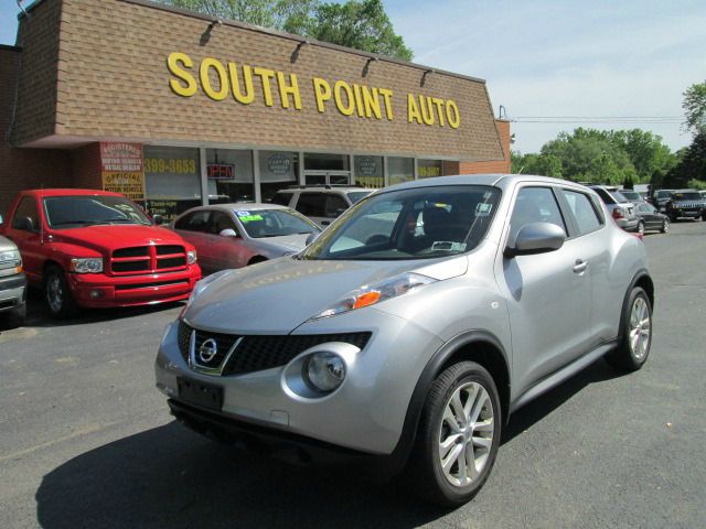 2012 Nissan Juke Lariat Crew Cab 4WD DRW