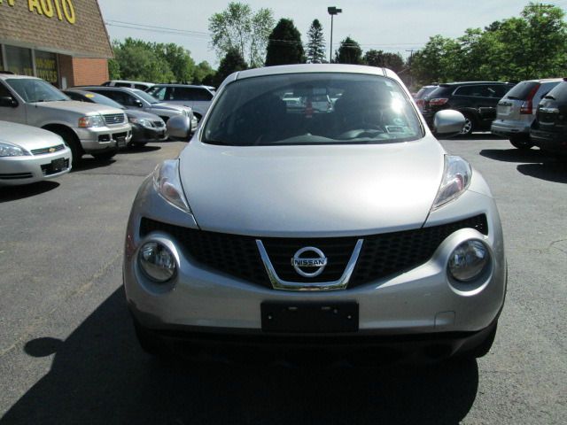 2012 Nissan Juke Lariat Crew Cab 4WD DRW