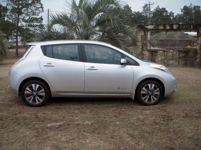 2013 Nissan LEAF LS S