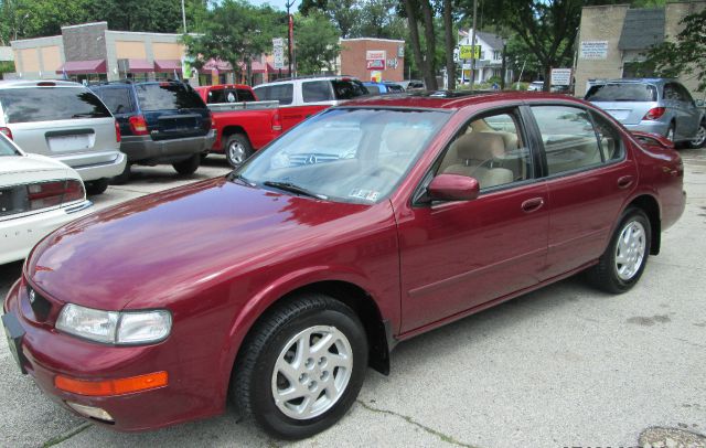 1996 Nissan Maxima SE