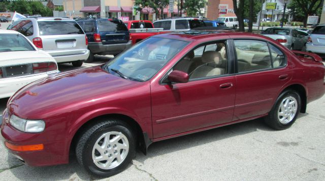 1996 Nissan Maxima SE