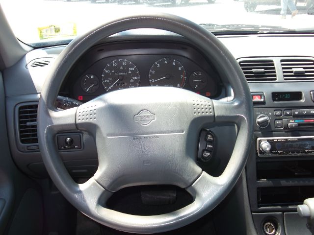 1997 Nissan Maxima 3.0 Quattro