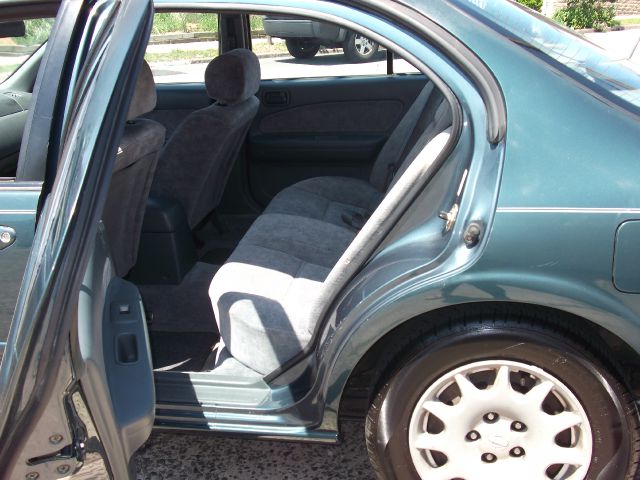 1997 Nissan Maxima 3.0 Quattro