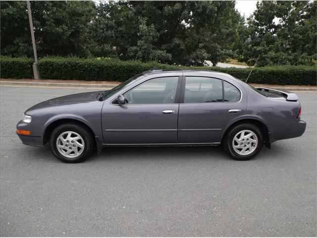 1997 Nissan Maxima Unknown