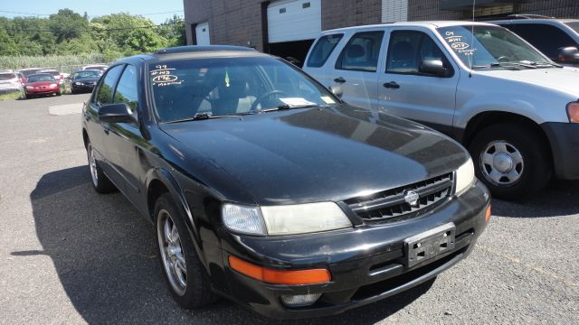 1997 Nissan Maxima SE