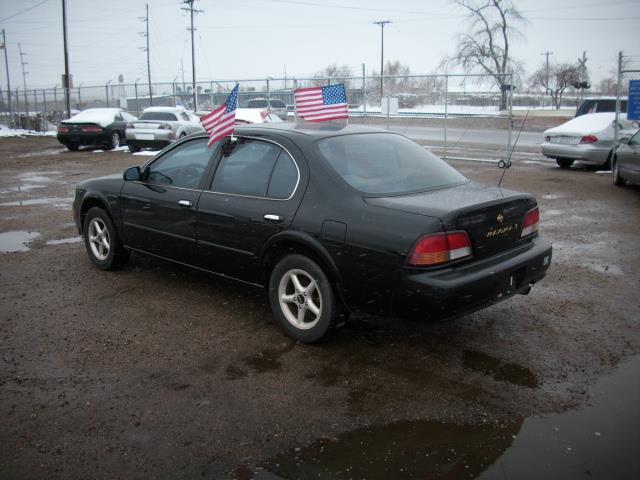 1997 Nissan Maxima 3.0 Quattro