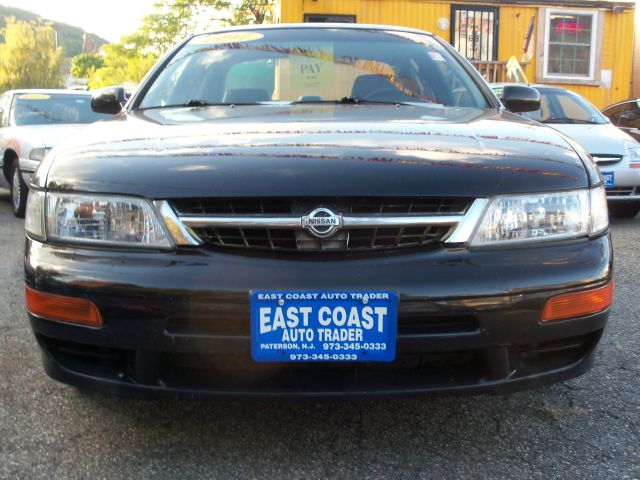 1997 Nissan Maxima 3.0 Quattro