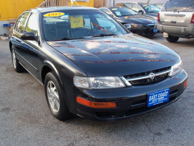 1997 Nissan Maxima 3.0 Quattro