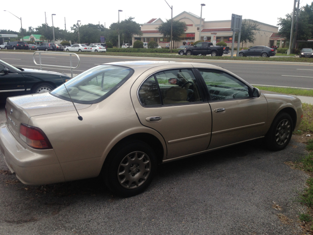 1997 Nissan Maxima 3.0 Quattro