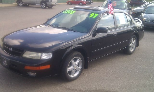 1997 Nissan Maxima SE