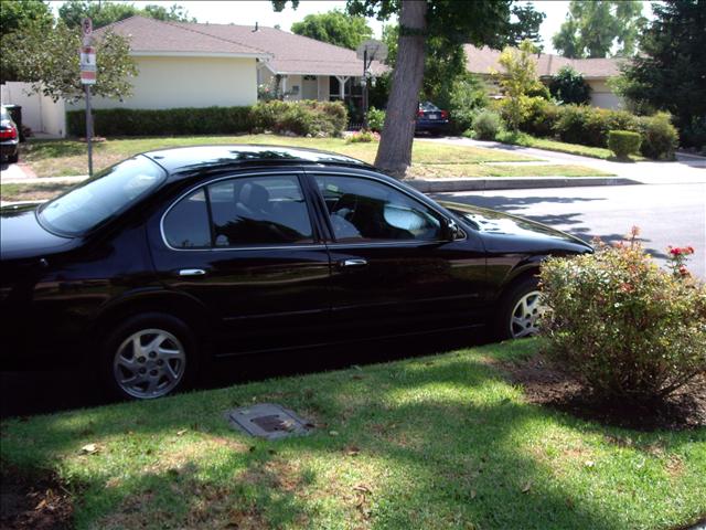 1998 Nissan Maxima 3.0 Quattro