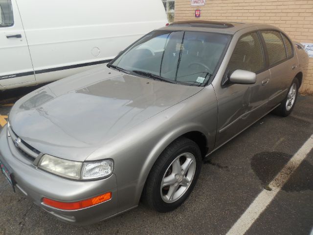 1998 Nissan Maxima 3.0 Quattro