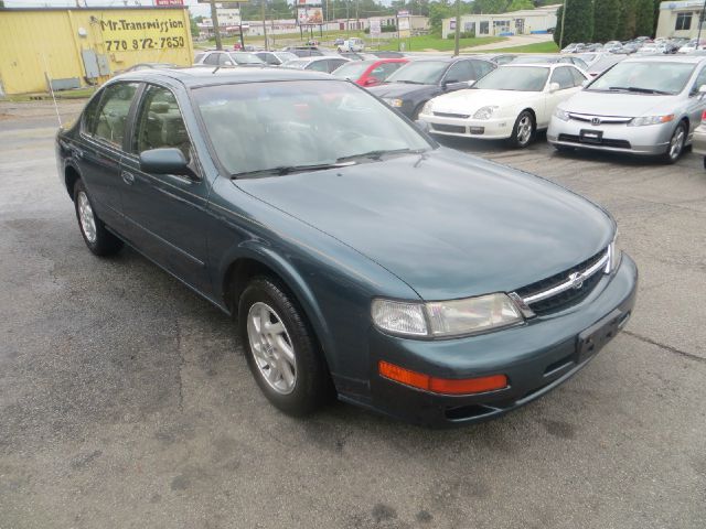 1998 Nissan Maxima 3.0 Quattro