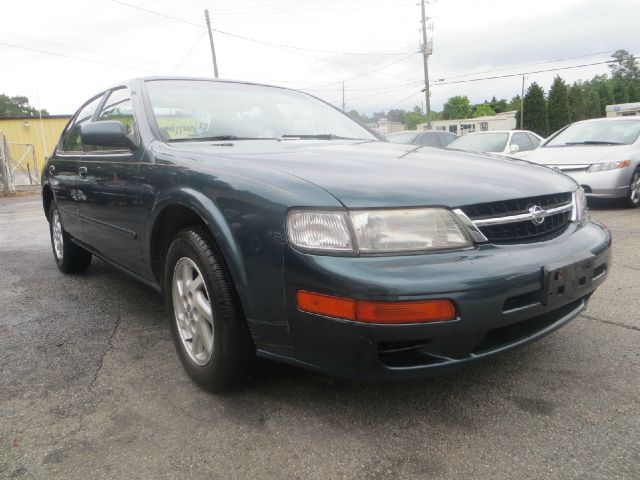 1998 Nissan Maxima 3.0 Quattro