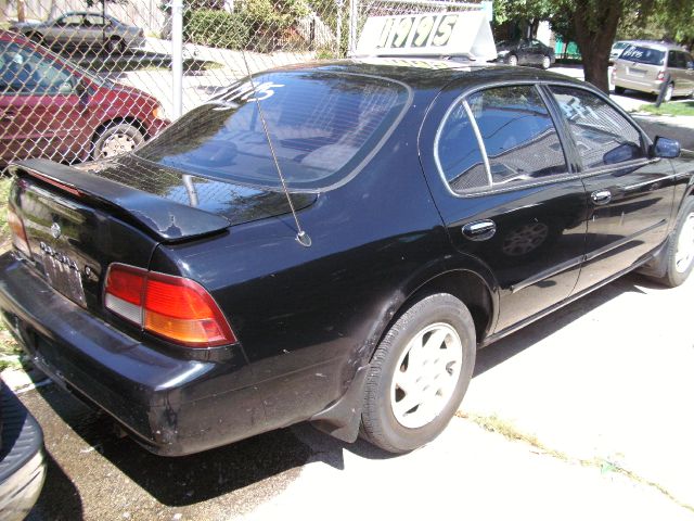 1999 Nissan Maxima Unknown