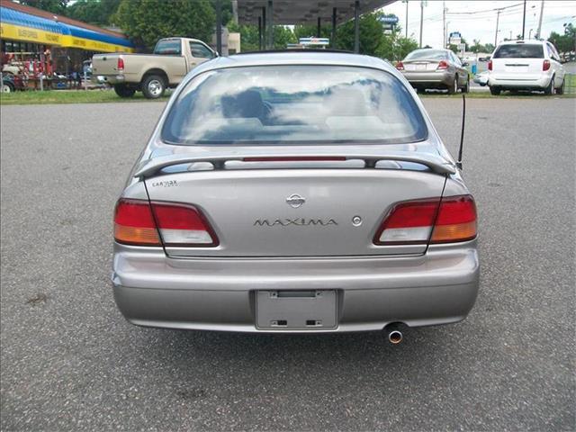 1999 Nissan Maxima Unknown