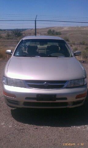 1999 Nissan Maxima SE