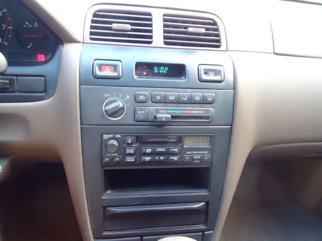 1999 Nissan Maxima 3.0 Quattro