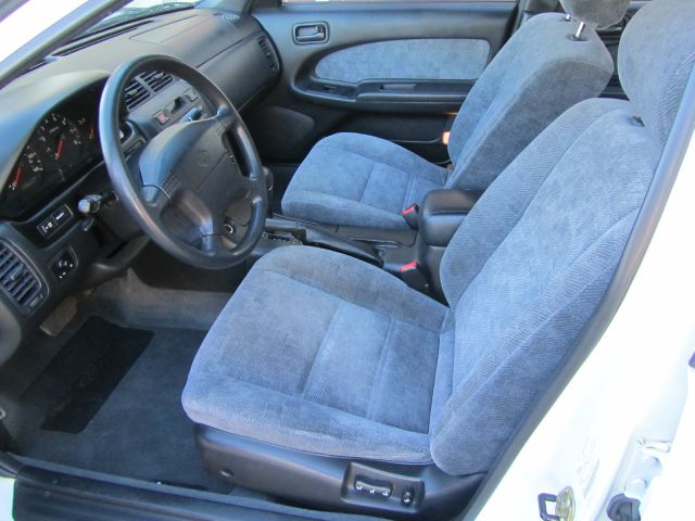 1999 Nissan Maxima SE