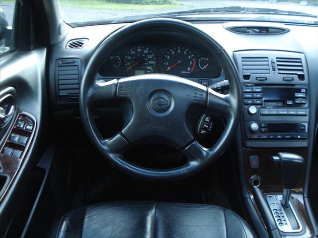 2000 Nissan Maxima 3.0 Quattro