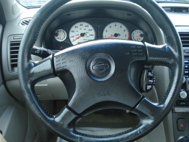 2000 Nissan Maxima 3.0 Quattro