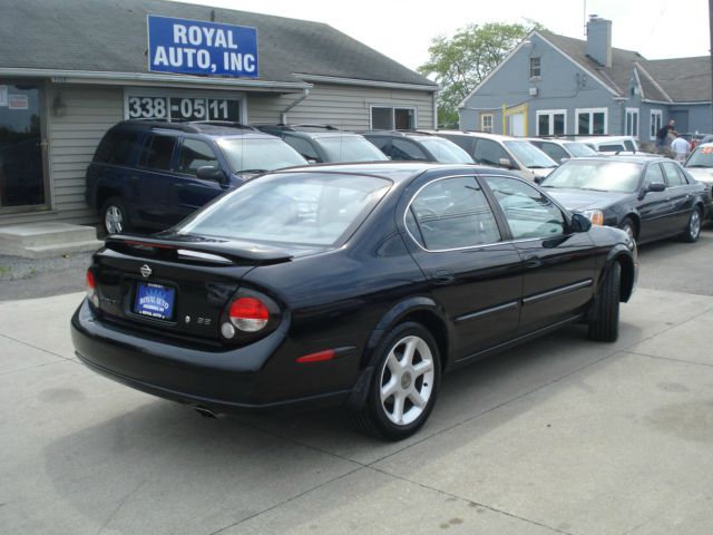 2000 Nissan Maxima 3.0 Quattro