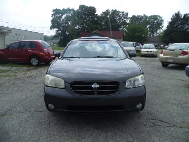 2000 Nissan Maxima SE