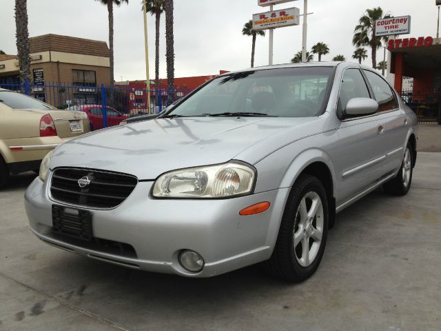 2000 Nissan Maxima 3.0 Quattro