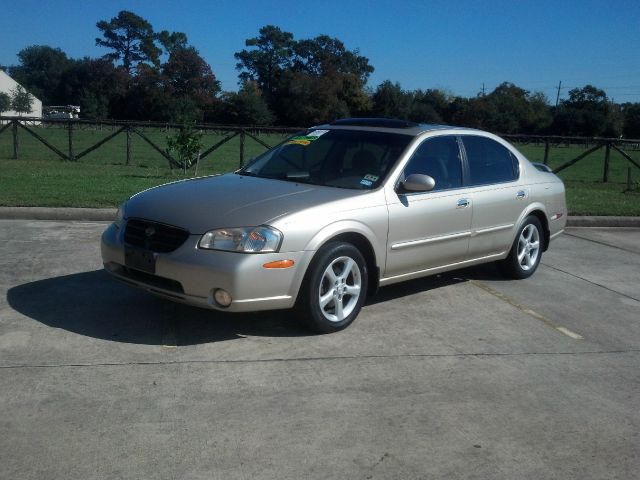 2000 Nissan Maxima 3.0 Quattro