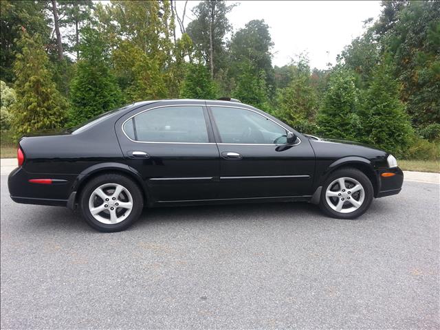 2000 Nissan Maxima 3.0 Quattro