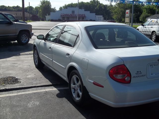 2000 Nissan Maxima 3.0 Quattro