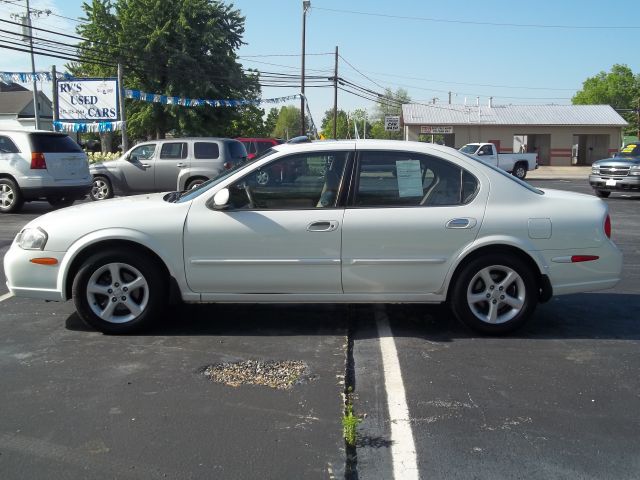 2000 Nissan Maxima 3.0 Quattro