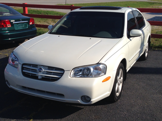 2000 Nissan Maxima SE