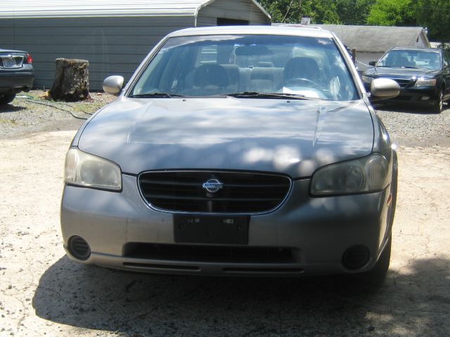 2000 Nissan Maxima SE