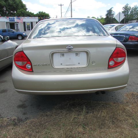 2000 Nissan Maxima SE