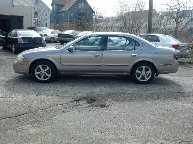 2000 Nissan Maxima 3.0 Quattro