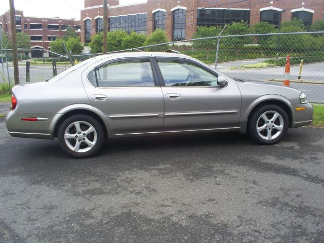 2000 Nissan Maxima 3.0 Quattro