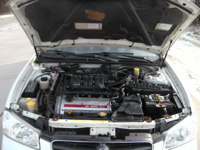 2000 Nissan Maxima 3.0 Quattro