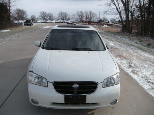 2000 Nissan Maxima 3.0 Quattro