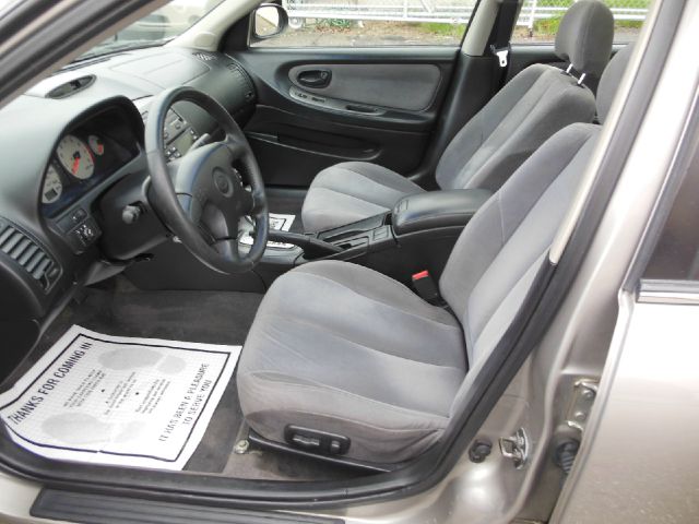 2000 Nissan Maxima SE