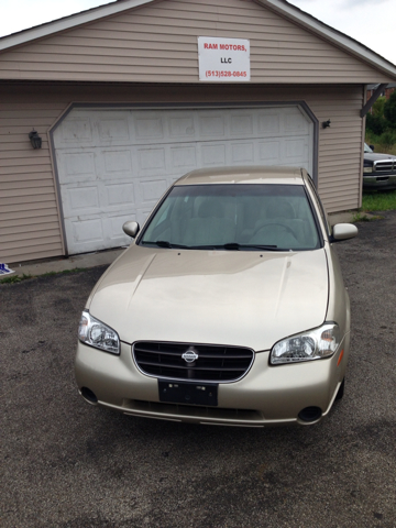 2000 Nissan Maxima SE