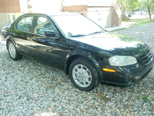 2001 Nissan Maxima SE