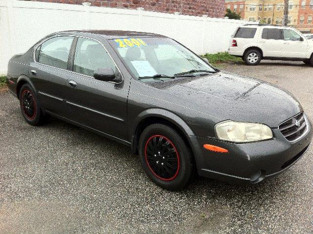 2001 Nissan Maxima SES Standard FF