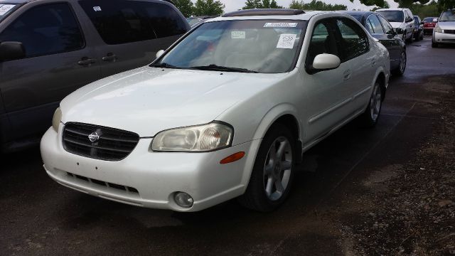 2001 Nissan Maxima SE