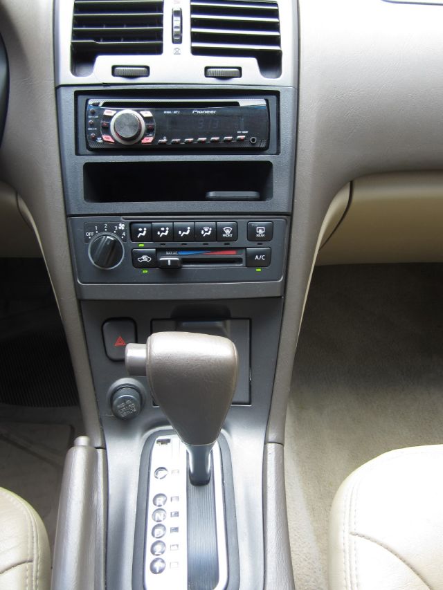 2001 Nissan Maxima 3.0 Quattro