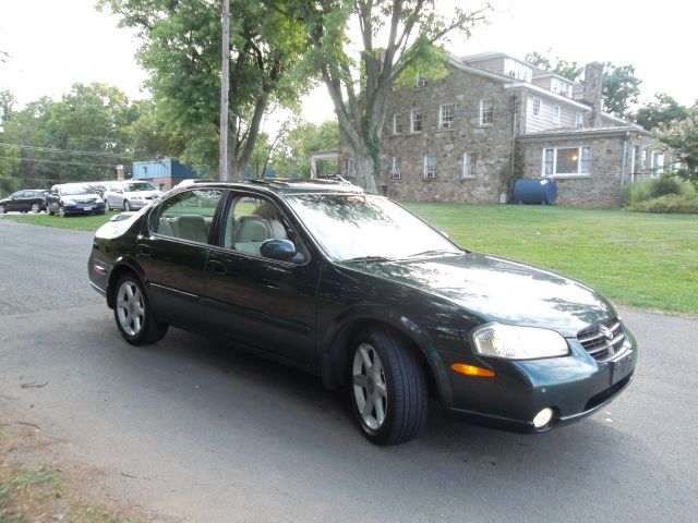 2001 Nissan Maxima SE