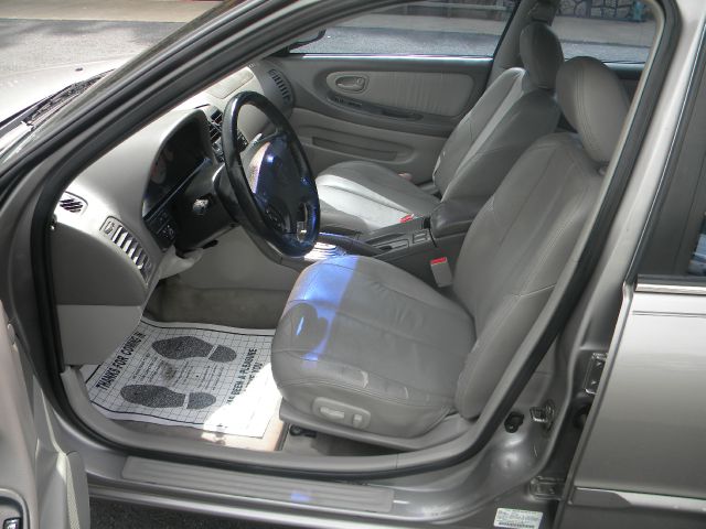 2001 Nissan Maxima SE