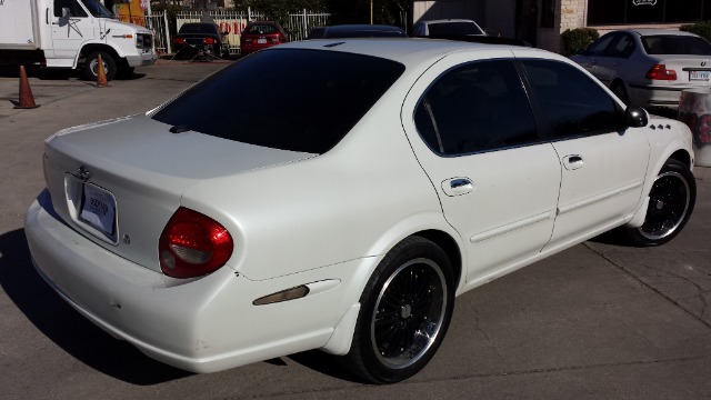 2001 Nissan Maxima 3.0 Quattro