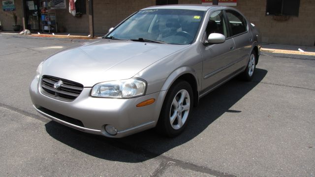 2001 Nissan Maxima SE