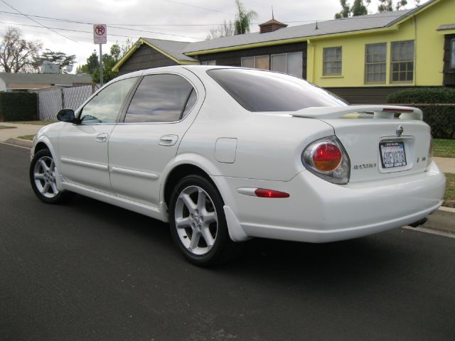 2002 Nissan Maxima SE